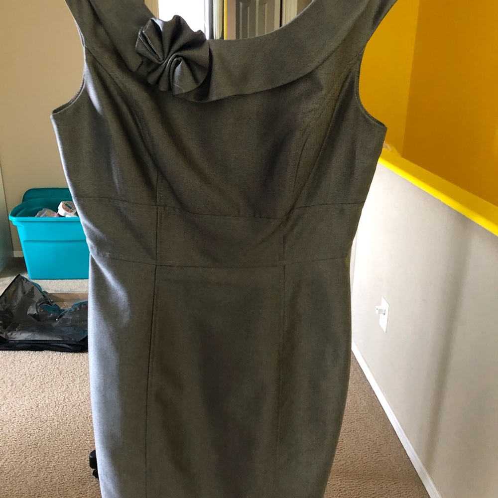 CALVIN KLEIN GRAY DRESS